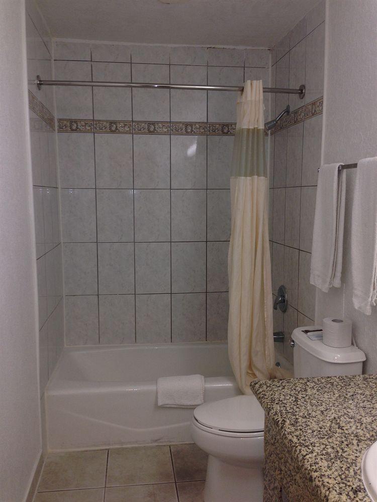 Value Inn ベルフラワー エクステリア 写真