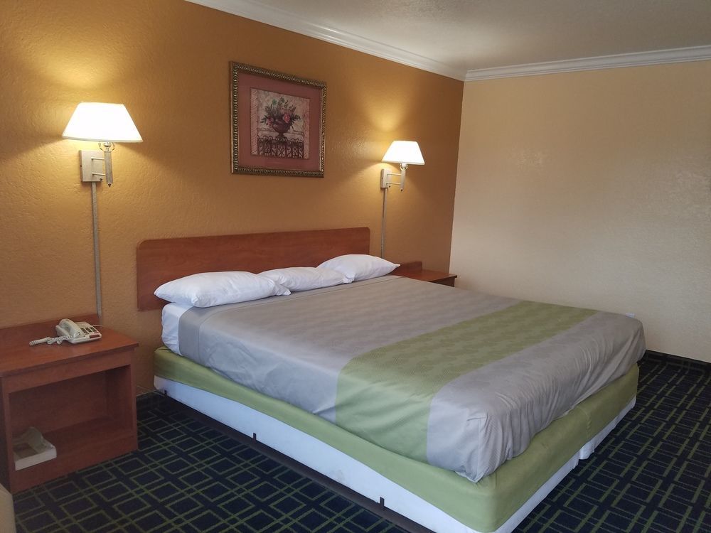 Value Inn ベルフラワー エクステリア 写真