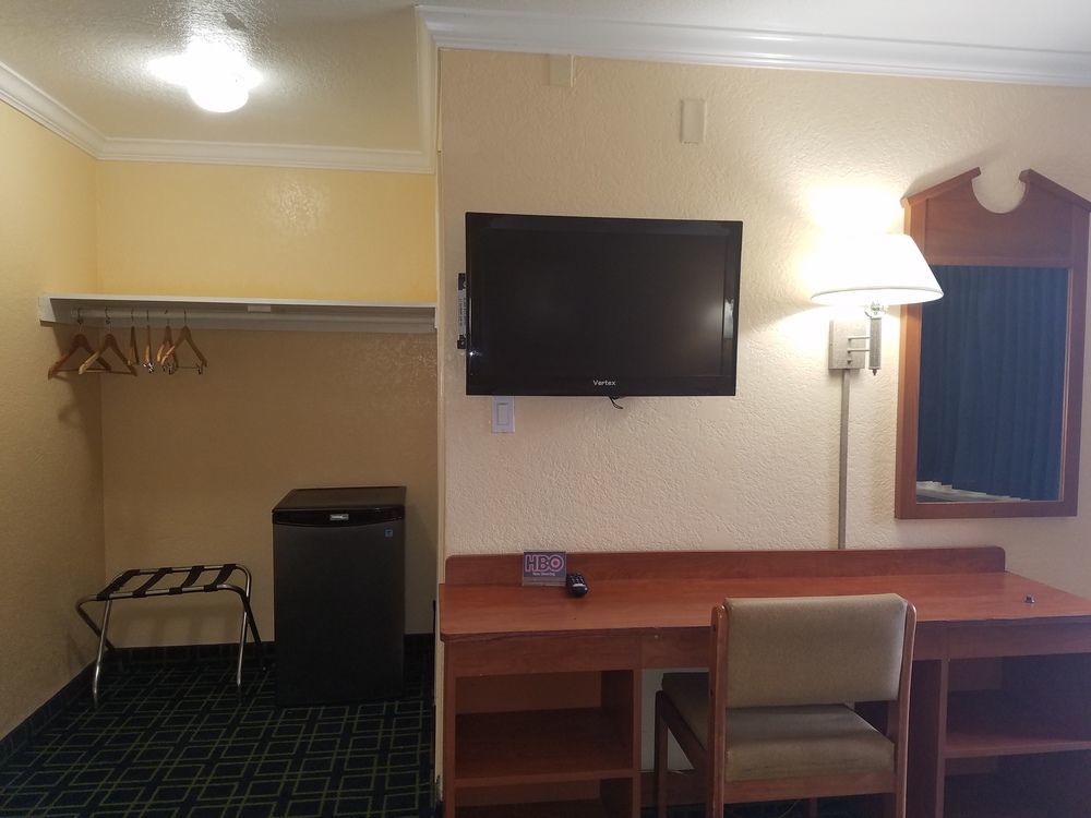 Value Inn ベルフラワー エクステリア 写真