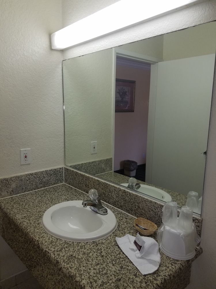 Value Inn ベルフラワー エクステリア 写真