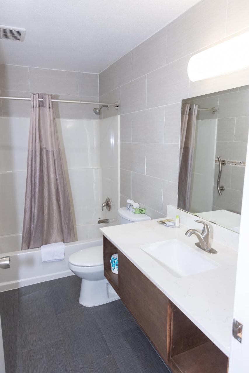 Value Inn ベルフラワー エクステリア 写真