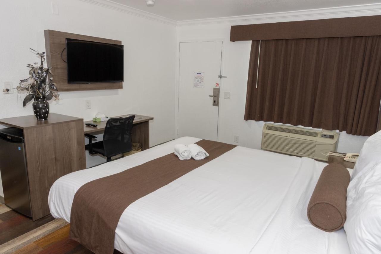 Value Inn ベルフラワー エクステリア 写真